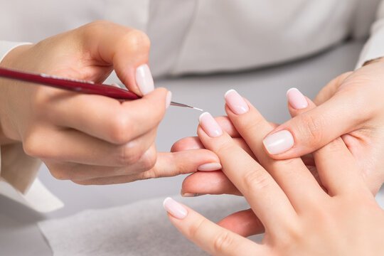 Professional Manicure Service